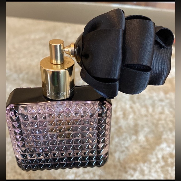 Empty Victoria Secret bottle purple glass w/atomizer used - Picture 3 of 7